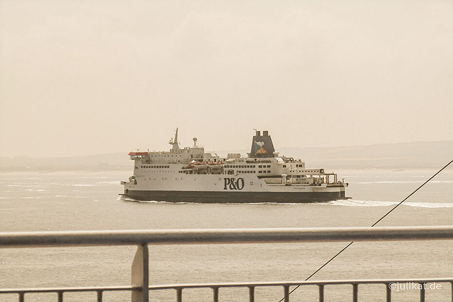 Blick auf die Fähre "P&O Ferries"