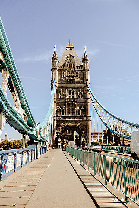 Auf der Tower Bridge