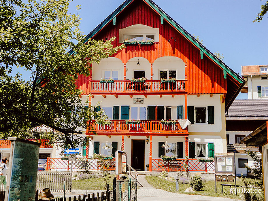 Traditionelles bayrisches Haus