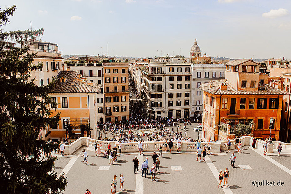 Blick von oben über die Spanische Treppe