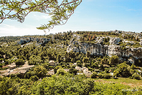 Blick über mediterrane Landschaft