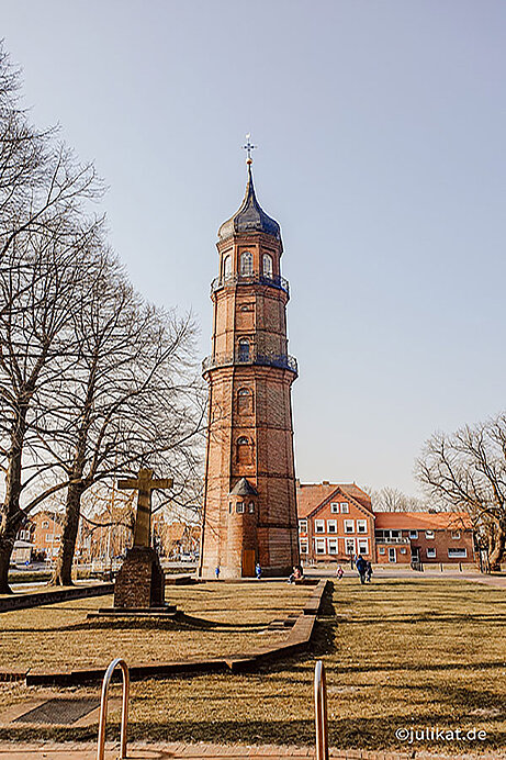 Backstein Leuchtturm Hinteransicht